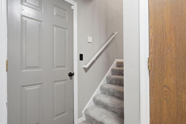 492 Courtright Drive, Pickerington, OH 43147