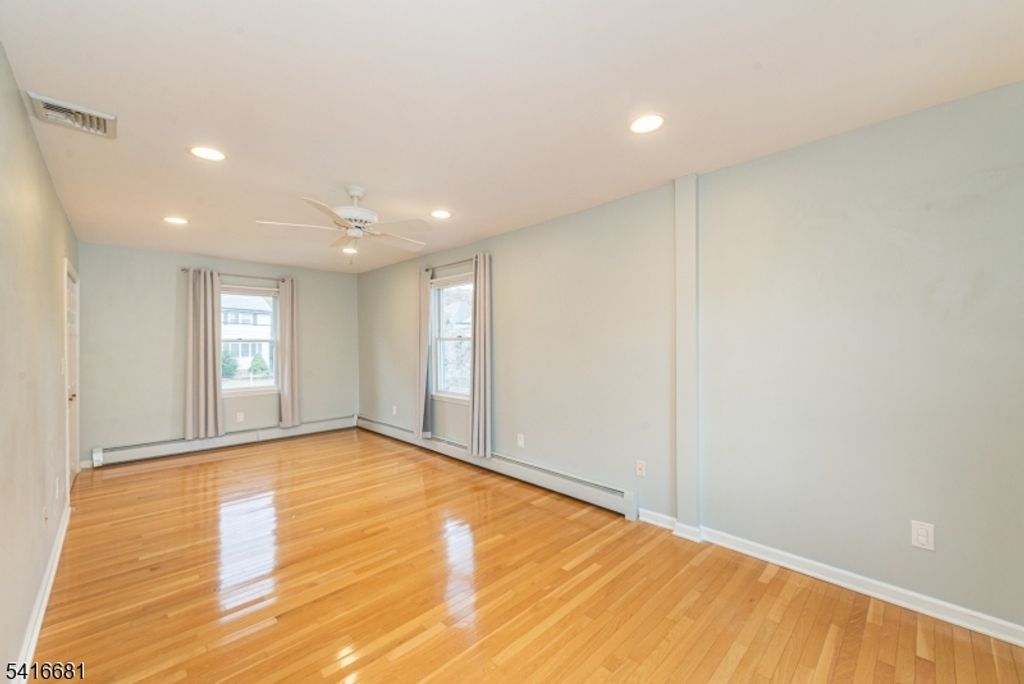 75 Grove St, Clifton City, NJ 07013 — photo 5