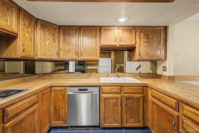 12933 W 3rd Place, Lakewood, CO 80228