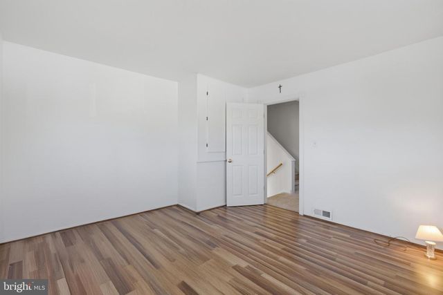 3 MATTHEWS RD, Newark, DE 19713