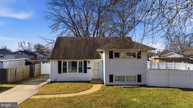 3 MATTHEWS RD, Newark, DE 19713