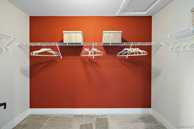 13918 Eagles Way Drive, Shelby, MI 48315