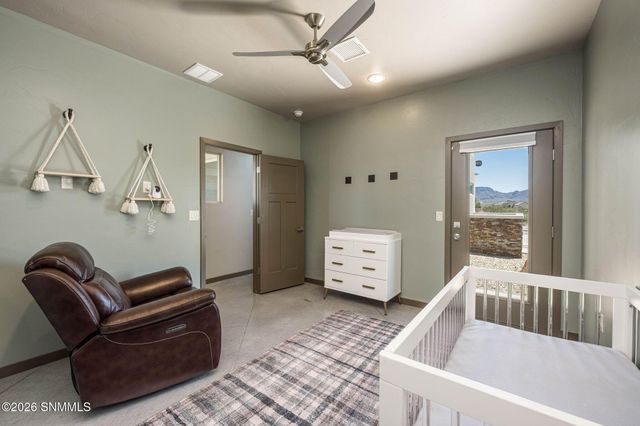 5648 Via Estrella, Las Cruces, NM 88011