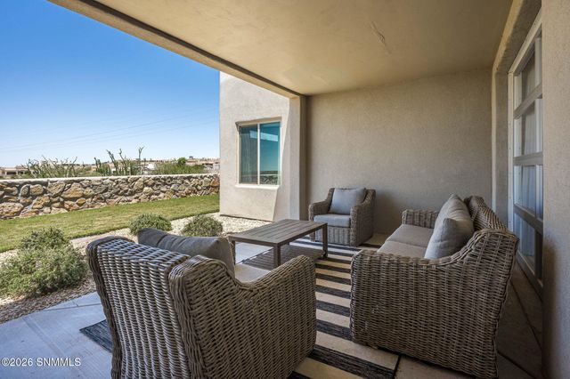 5648 Via Estrella, Las Cruces, NM 88011