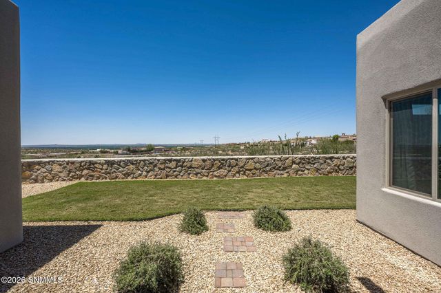 5648 Via Estrella, Las Cruces, NM 88011