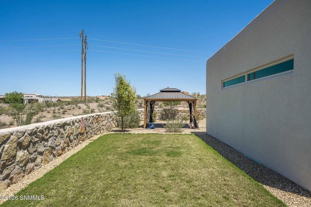 5648 Via Estrella, Las Cruces, NM 88011