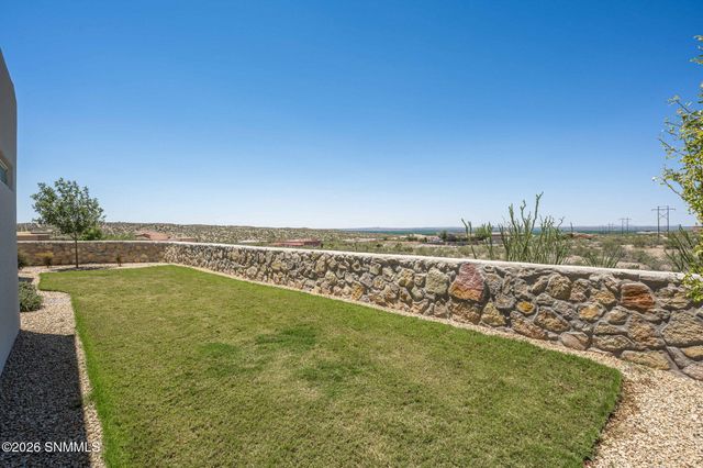 5648 Via Estrella, Las Cruces, NM 88011