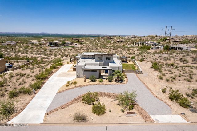 5648 Via Estrella, Las Cruces, NM 88011