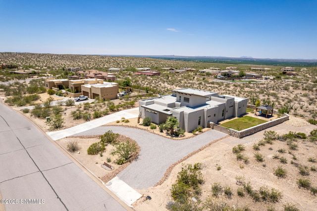 5648 Via Estrella, Las Cruces, NM 88011