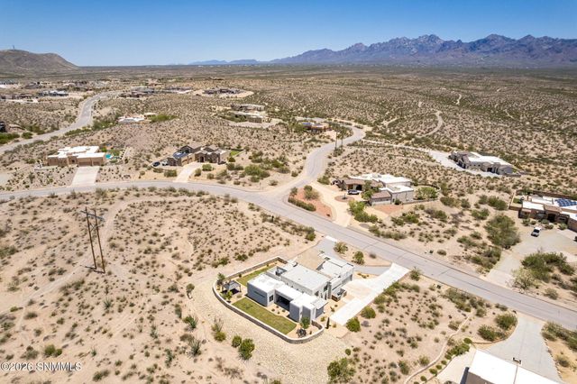 5648 Via Estrella, Las Cruces, NM 88011