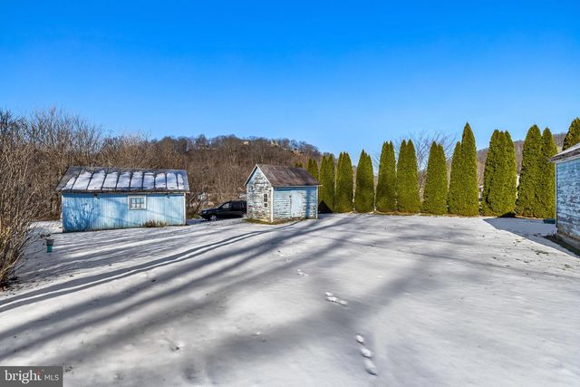 12040 BALTIMORE ST, Glen Rock, PA 17327