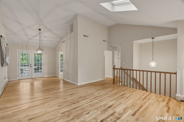 518 Bennetts Farm Road, Ridgefield, CT 06877