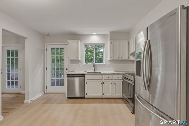 518 Bennetts Farm Road, Ridgefield, CT 06877