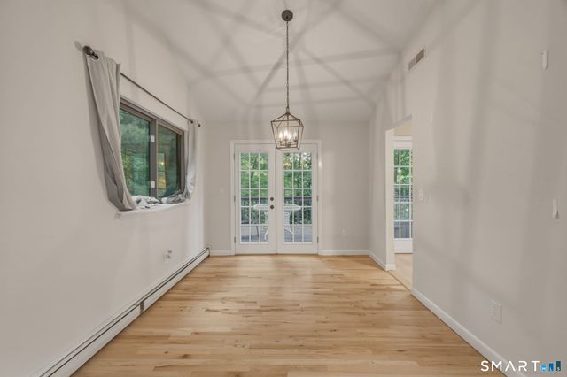 518 Bennetts Farm Road, Ridgefield, CT 06877