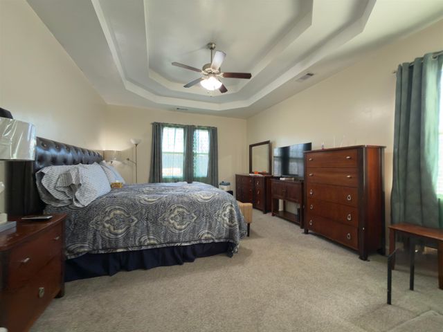 4646 NOB HILL DR, Bartlett, TN 38002