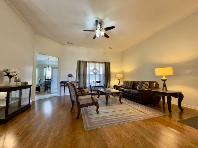 4646 NOB HILL DR, Bartlett, TN 38002