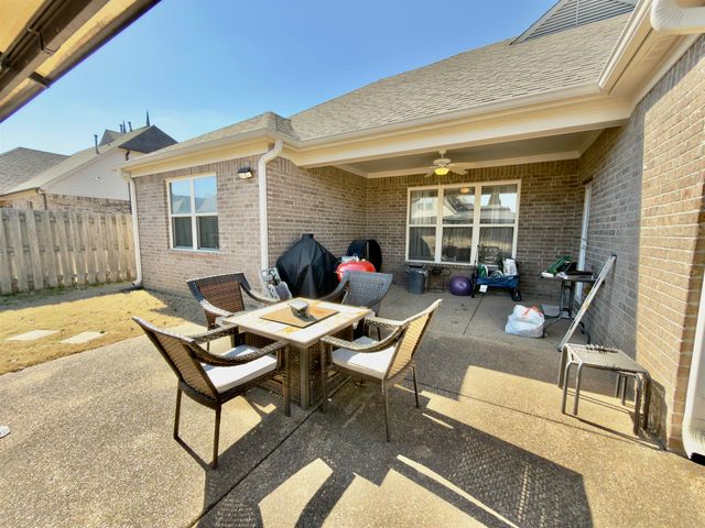 4646 NOB HILL DR, Bartlett, TN 38002