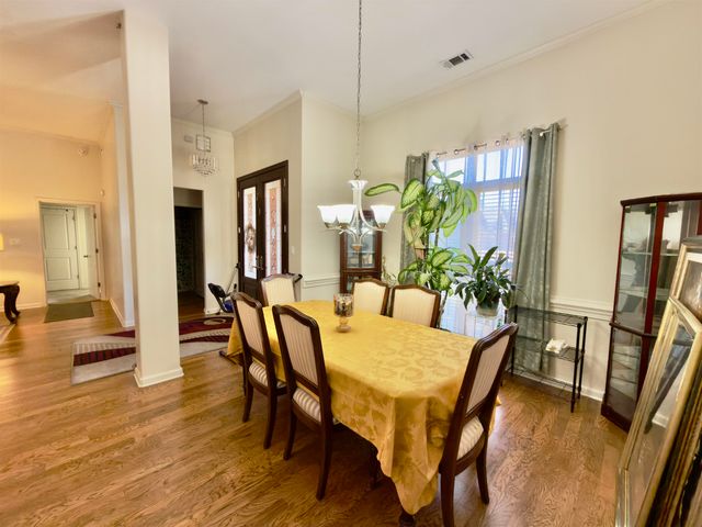 4646 NOB HILL DR, Bartlett, TN 38002