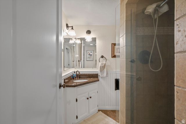 1809 E GUNDERSON LN, Holladay, UT 84124