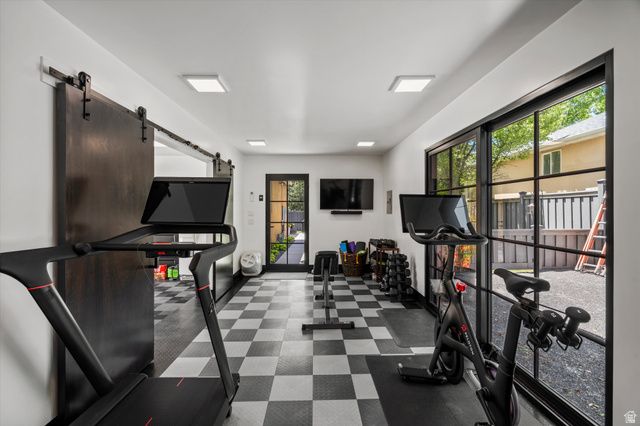 1809 E GUNDERSON LN, Holladay, UT 84124