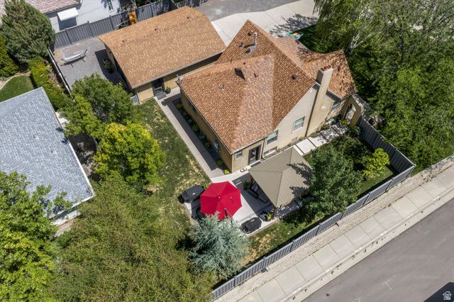 1809 E GUNDERSON LN, Holladay, UT 84124