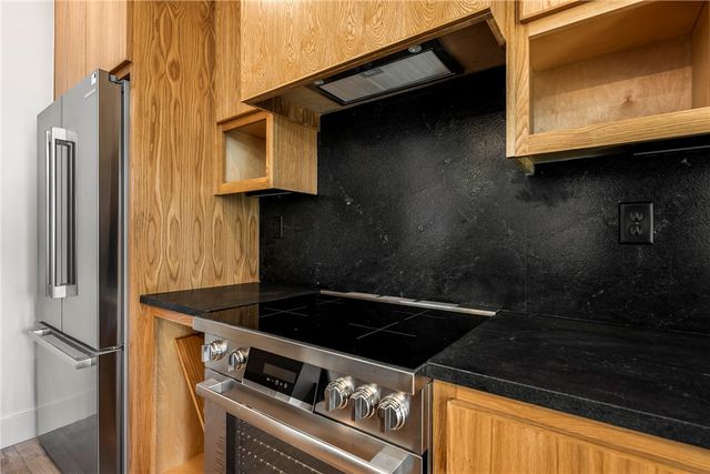 905 SE 4th Street 206, Bentonville, AR 72712