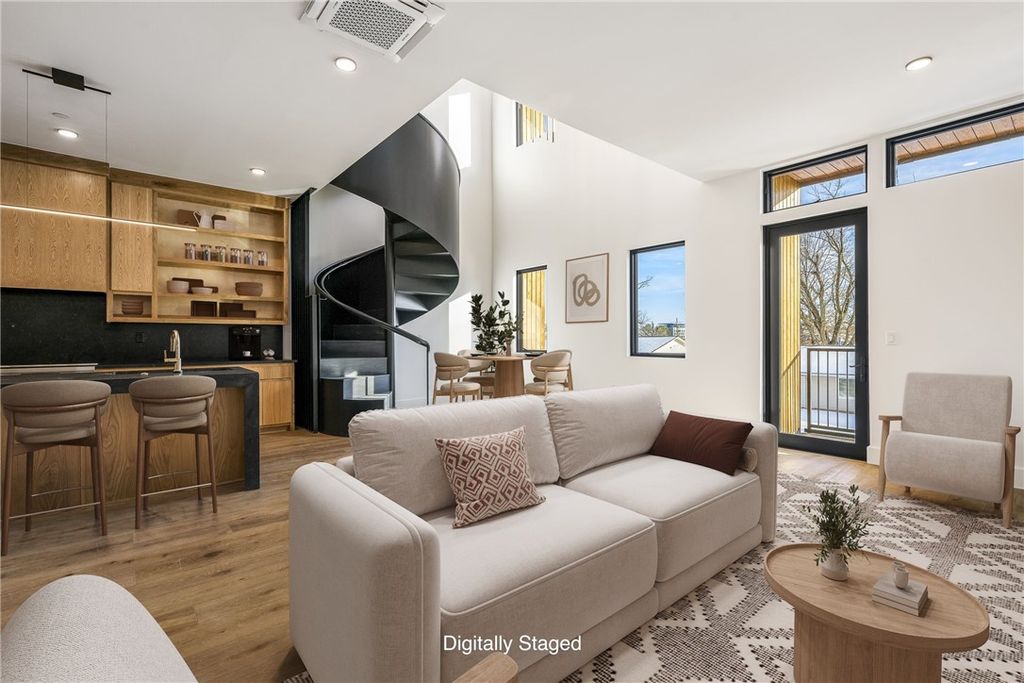 905 SE 4th Street 206, Bentonville, AR 72712