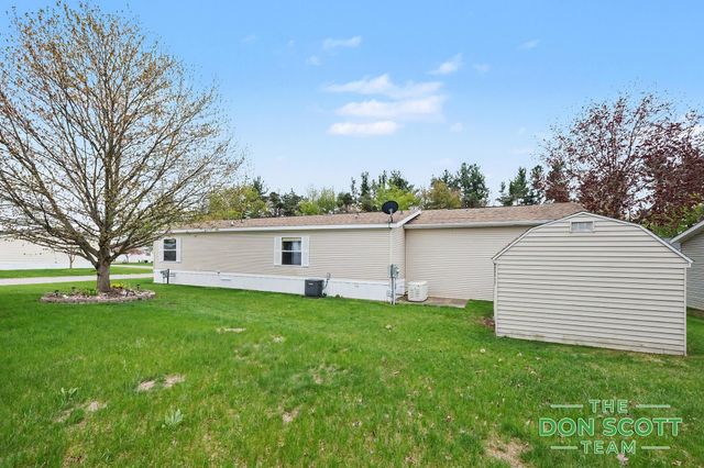 3567 Hollyfield Drive, Cedar Springs, MI 49319