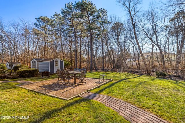 13 Cranberry Drive, Tinton Falls, NJ 07753