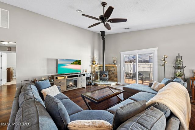 13 Cranberry Drive, Tinton Falls, NJ 07753