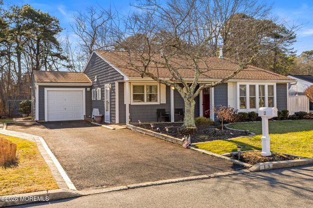 13 Cranberry Drive, Tinton Falls, NJ 07753