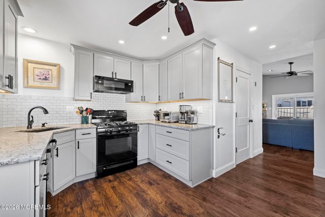 13 Cranberry Drive, Tinton Falls, NJ 07753