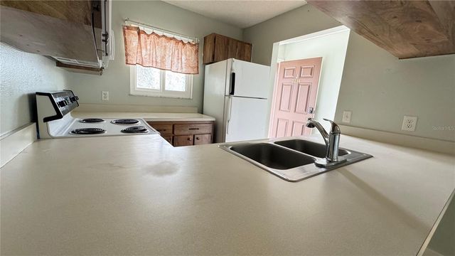 39132 COUNTY ROAD 54 2234, Zephyrhills, FL 33542