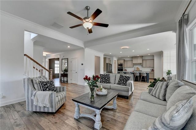 866 Champagne Lane, Hoschton, GA 30548