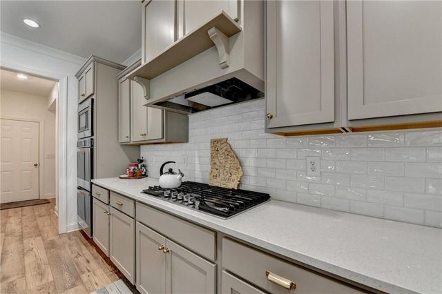 866 Champagne Lane, Hoschton, GA 30548