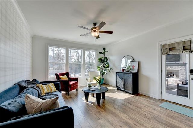 866 Champagne Lane, Hoschton, GA 30548