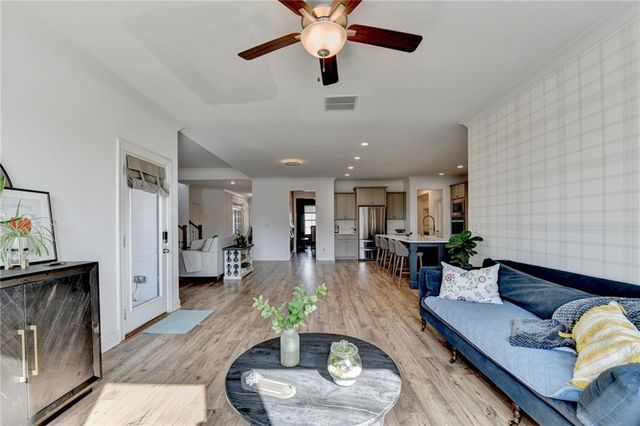 866 Champagne Lane, Hoschton, GA 30548