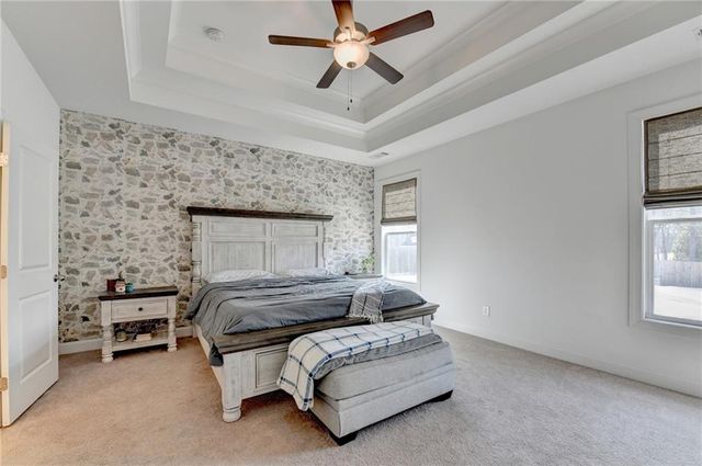 866 Champagne Lane, Hoschton, GA 30548