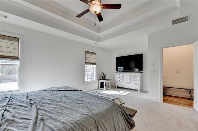 866 Champagne Lane, Hoschton, GA 30548