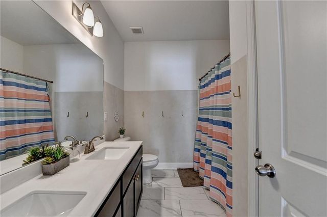 866 Champagne Lane, Hoschton, GA 30548