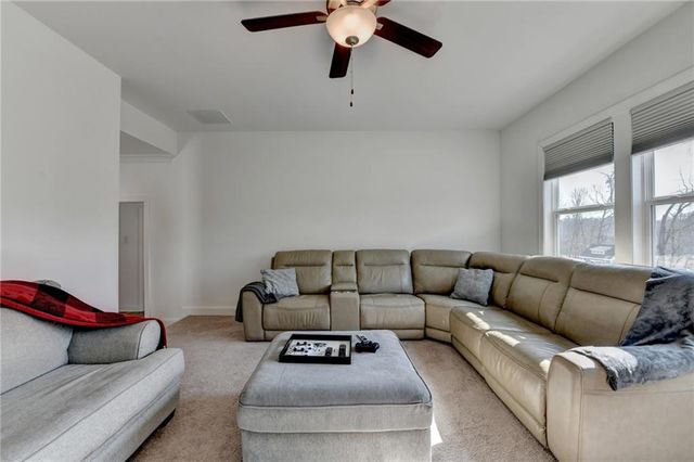 866 Champagne Lane, Hoschton, GA 30548