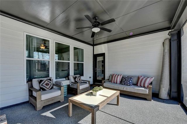 866 Champagne Lane, Hoschton, GA 30548