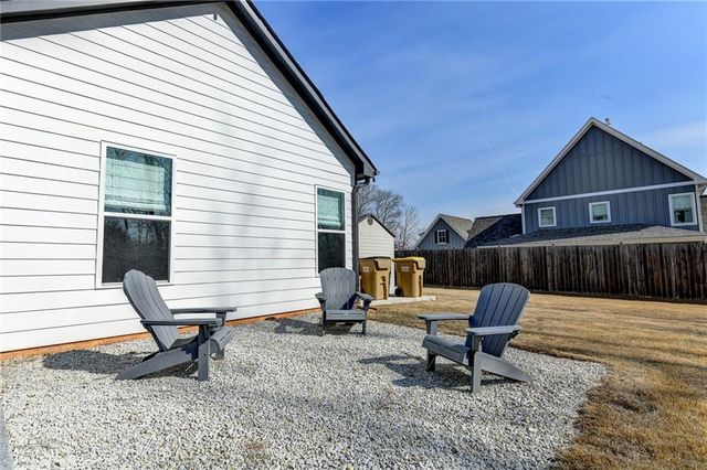 866 Champagne Lane, Hoschton, GA 30548