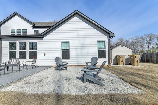 866 Champagne Lane, Hoschton, GA 30548