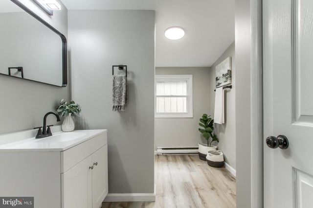 217 LIMEKILN RD, New Cumberland, PA 17070