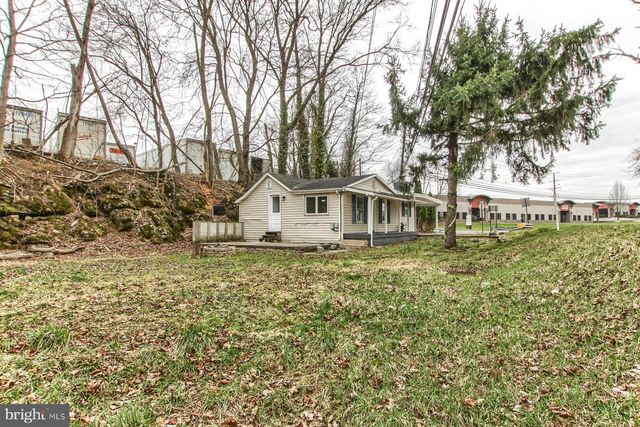 217 LIMEKILN RD, New Cumberland, PA 17070