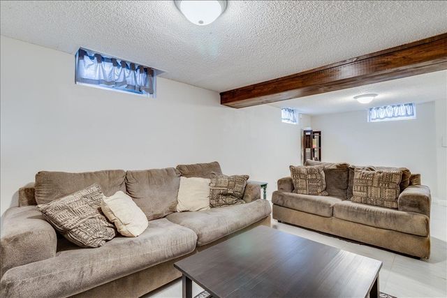 1926 S Bleckley Dr, Wichita, KS 67218