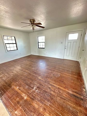 1407 Sunset Blvd, Odessa, TX 79763