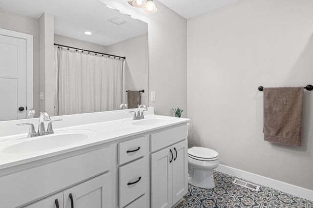 1376 Pheasant Run, New Richmond, WI 54017