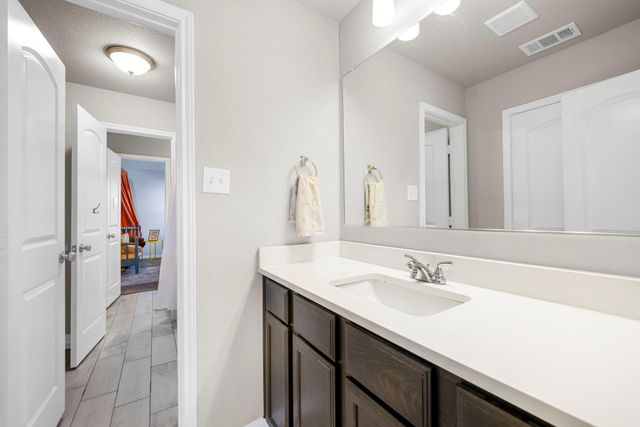 5030 Dickinson LOOP, Belton, TX 76513